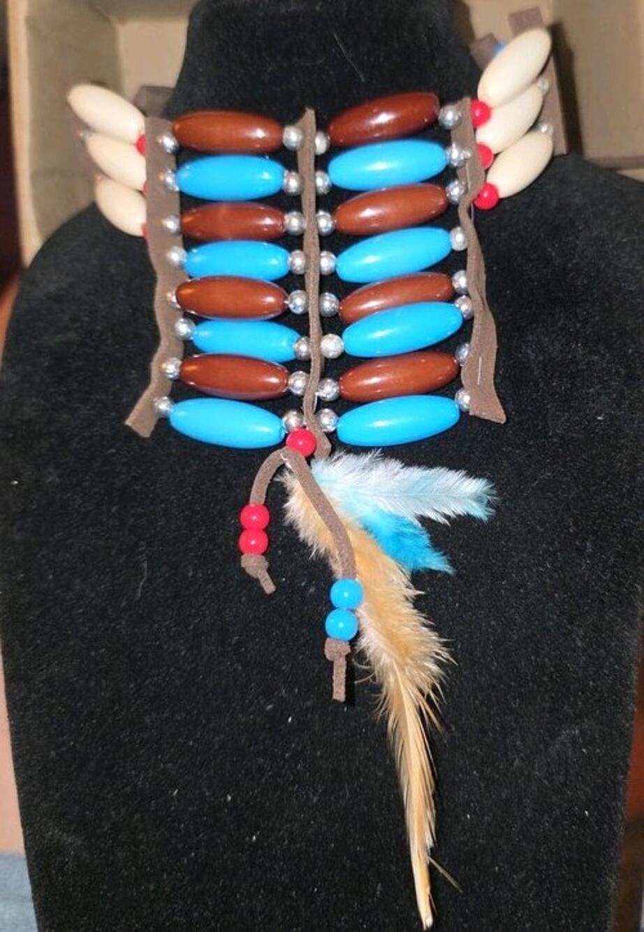 Vintage 27-Inch Beaded Necklace with Feather Accent C